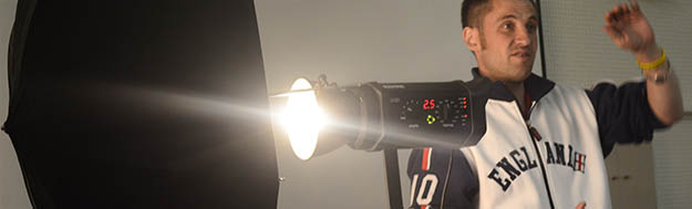 Studio Light Demo (pic by Michael Hilton)